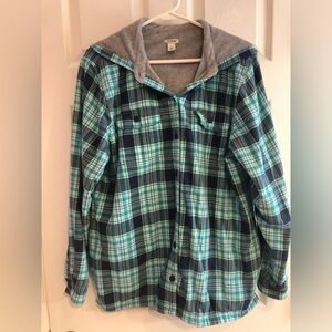L. L. Bean Women‘s Fleece Lined Flannel Hooded Shirt